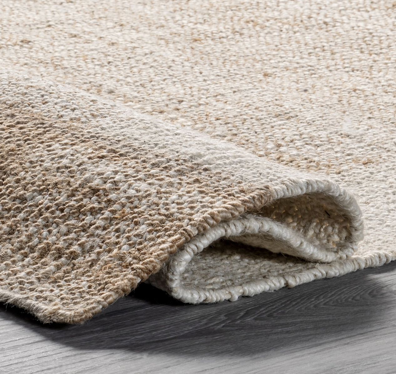 Fletcher Casual Jute Middle Tassel Area Rug